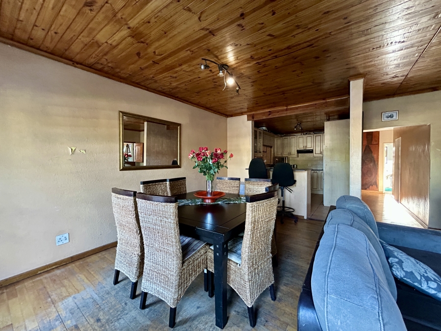 2 Bedroom Property for Sale in Fairfield Estate Western Cape